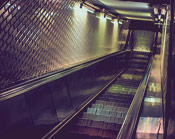 靠谱的购买网站推荐的云呼轰炸机